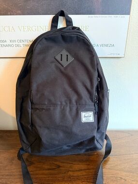 Herschel Supply Company Black Everyday Backpack